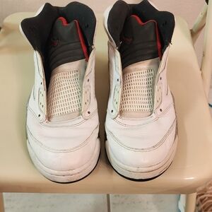 $40 Air Jordan Retro 5 Size 11 Medium